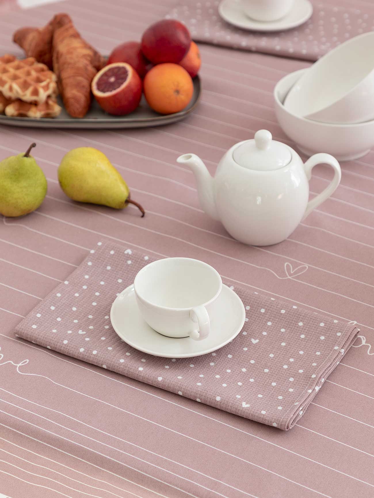 Скатерть рогожка "Love", Унисон 2