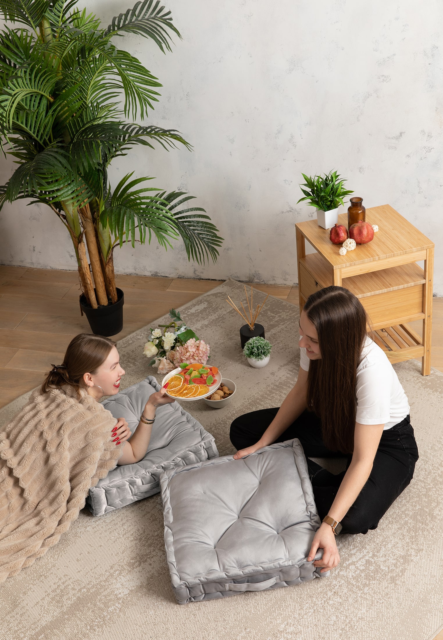 Подушка на пол велюр Essential home, Silver grey Унисон 0