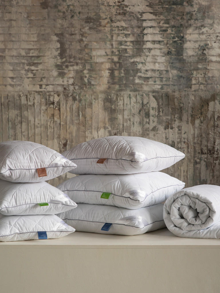 Подушка "Atmosphere", овечья шерсть, Унисон 3