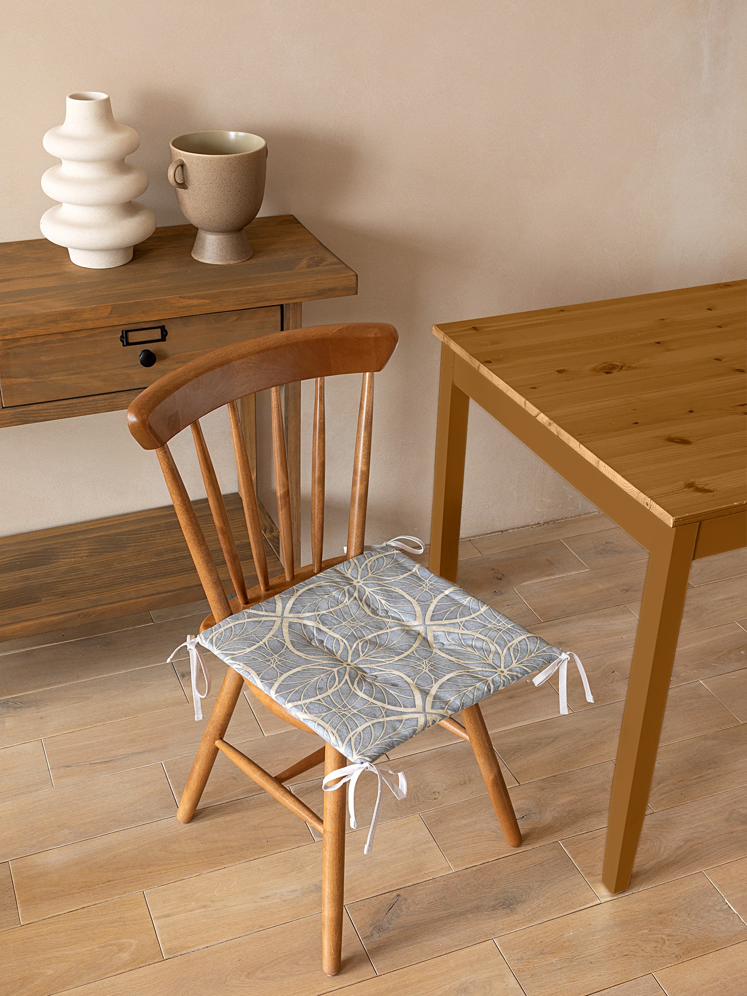 Подушка на стул, Унисон 0