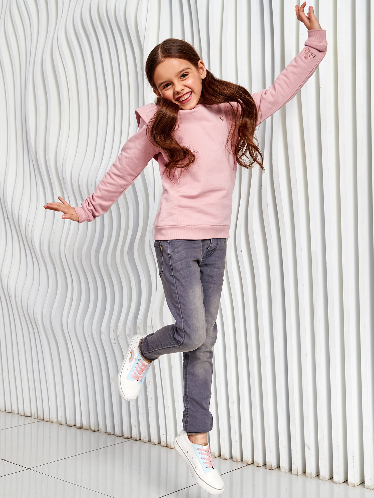 Свитшот No Way Monday 4