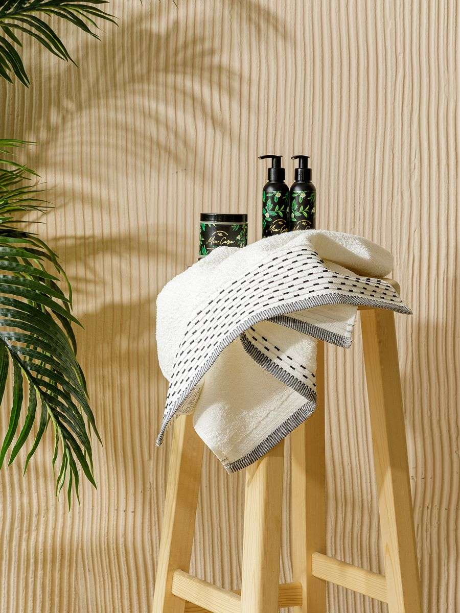 Комплект махровых полотенец "Инь-Ян", белый, Mia Cara 1