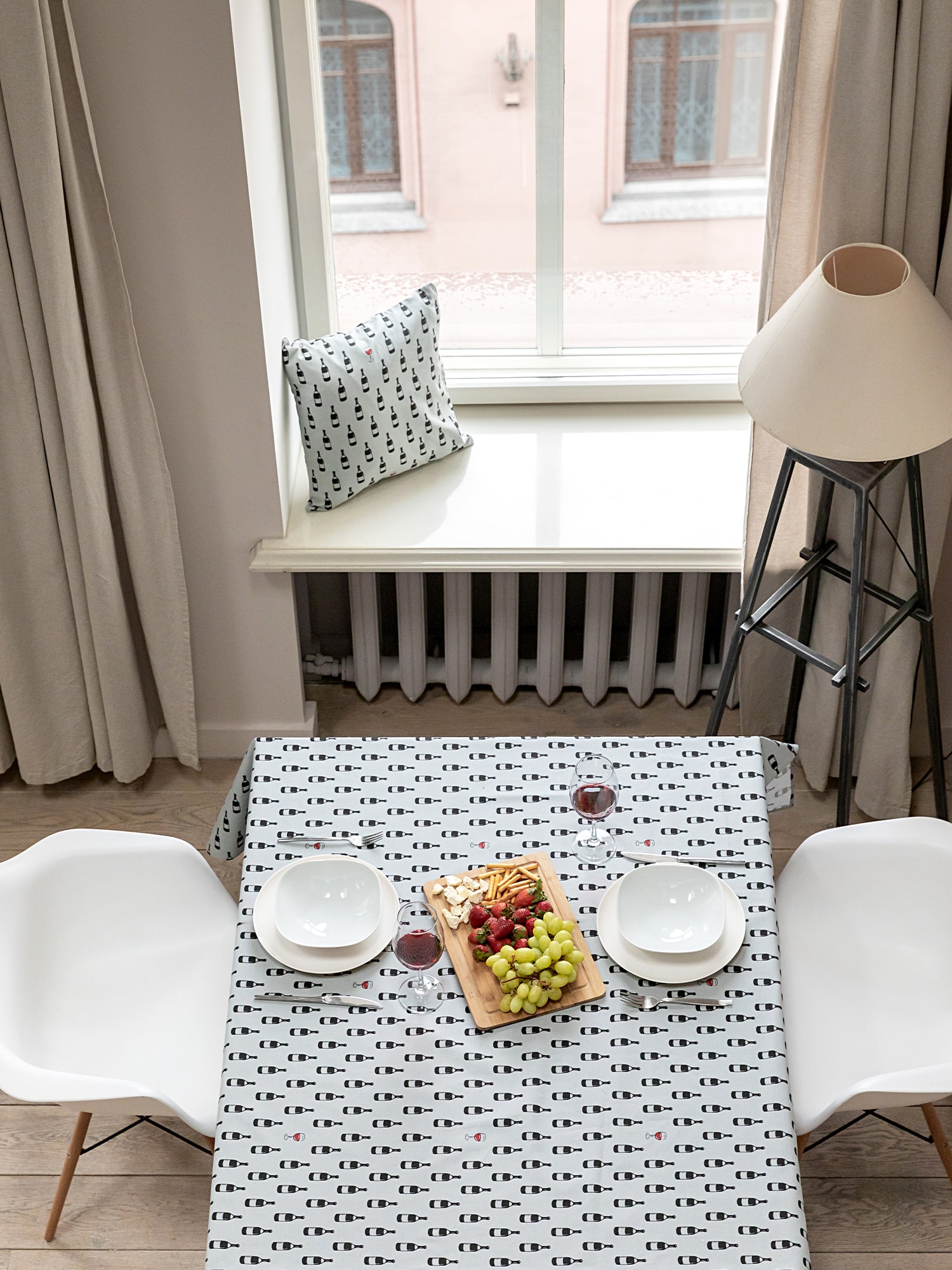 Скатерть Унисон Wine 1