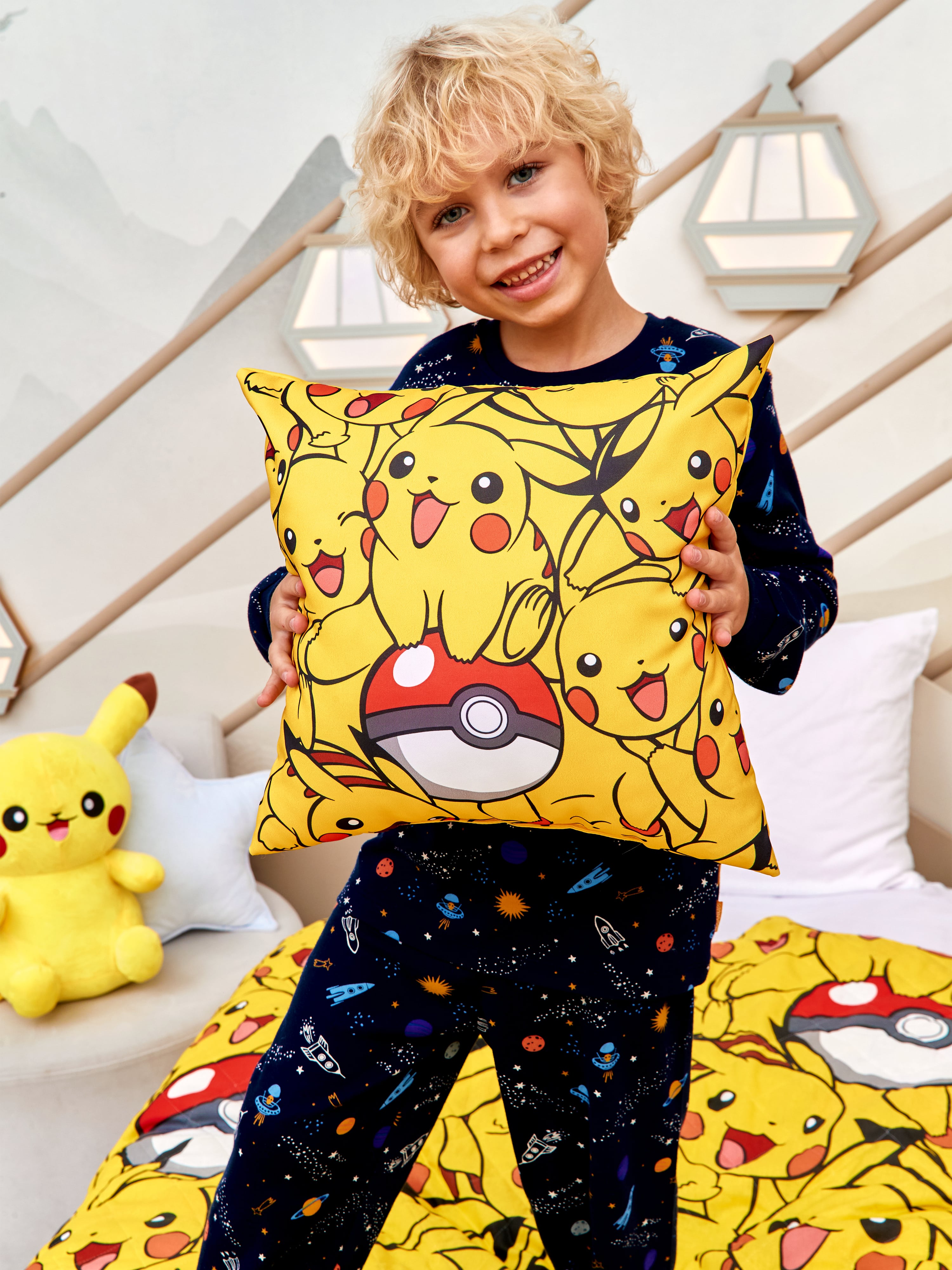 Подушка декоративная Juno Пикачу 3