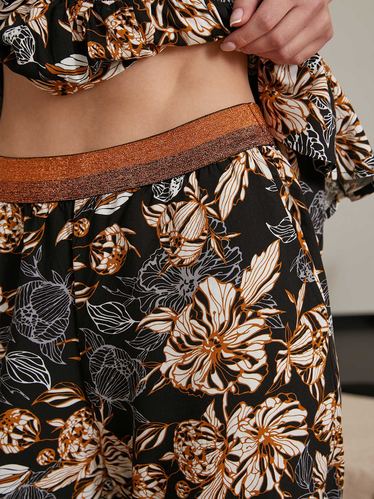 Комплект Mademoiselle Juju Черный Цветы, Mia Cara 3