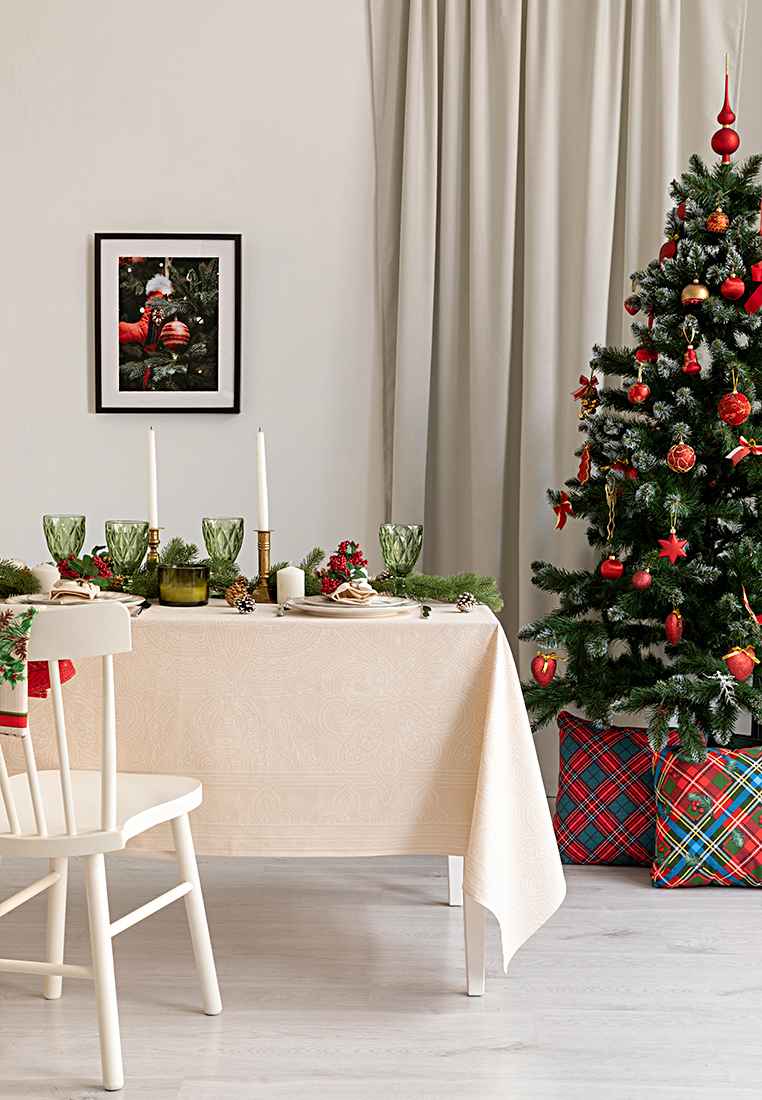 Скатерть Jacquard 1