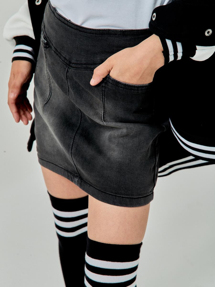 Юбка No Way Monday 8