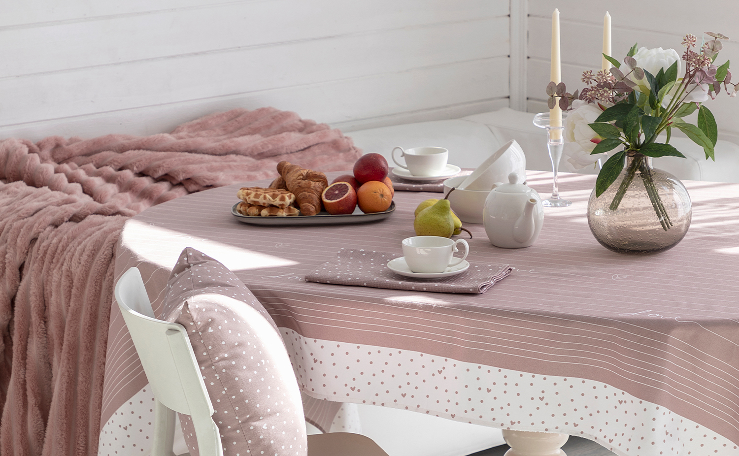 Что подарить маме на 8 марта