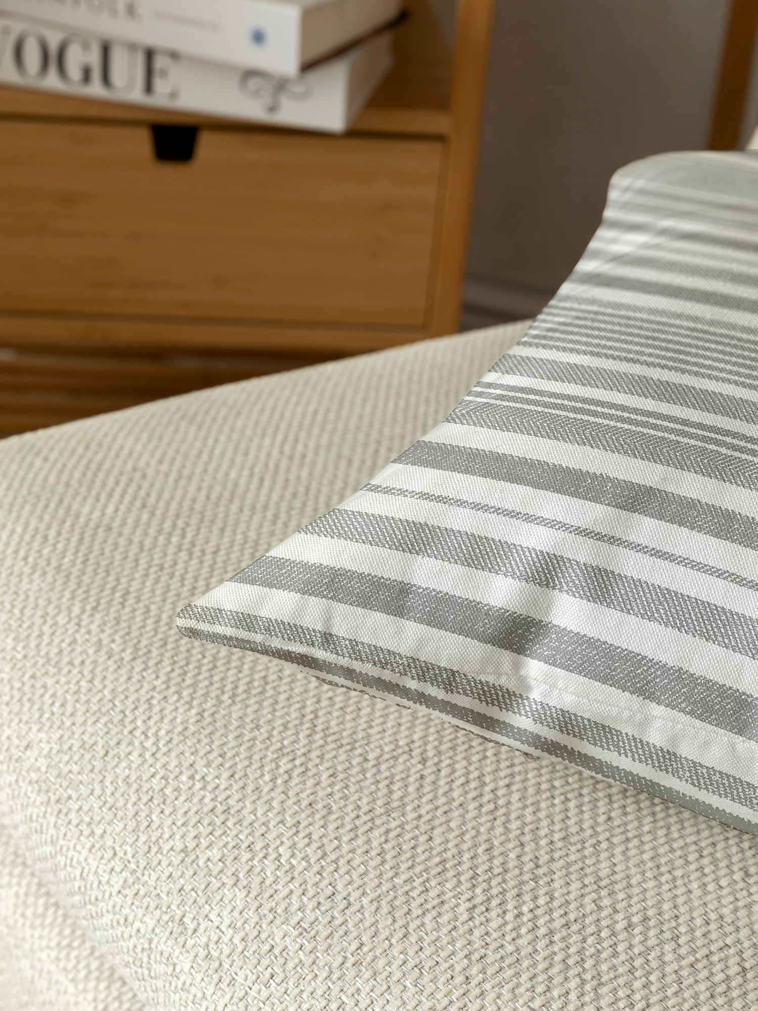 Подушка декоративная Унисон Grey flax 1