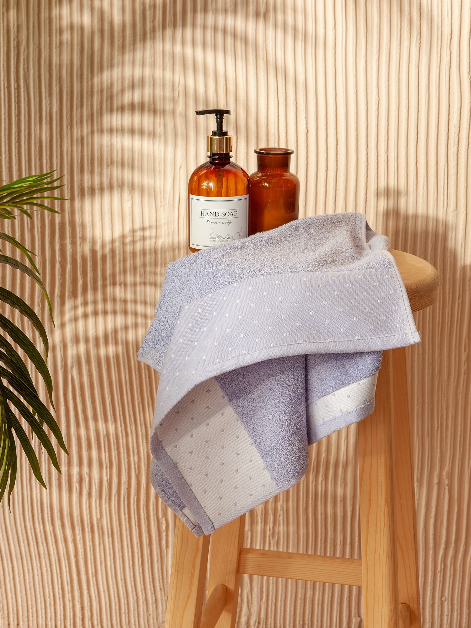 Полотенце махровое "Красотка", сиреневый, Mia Cara 1