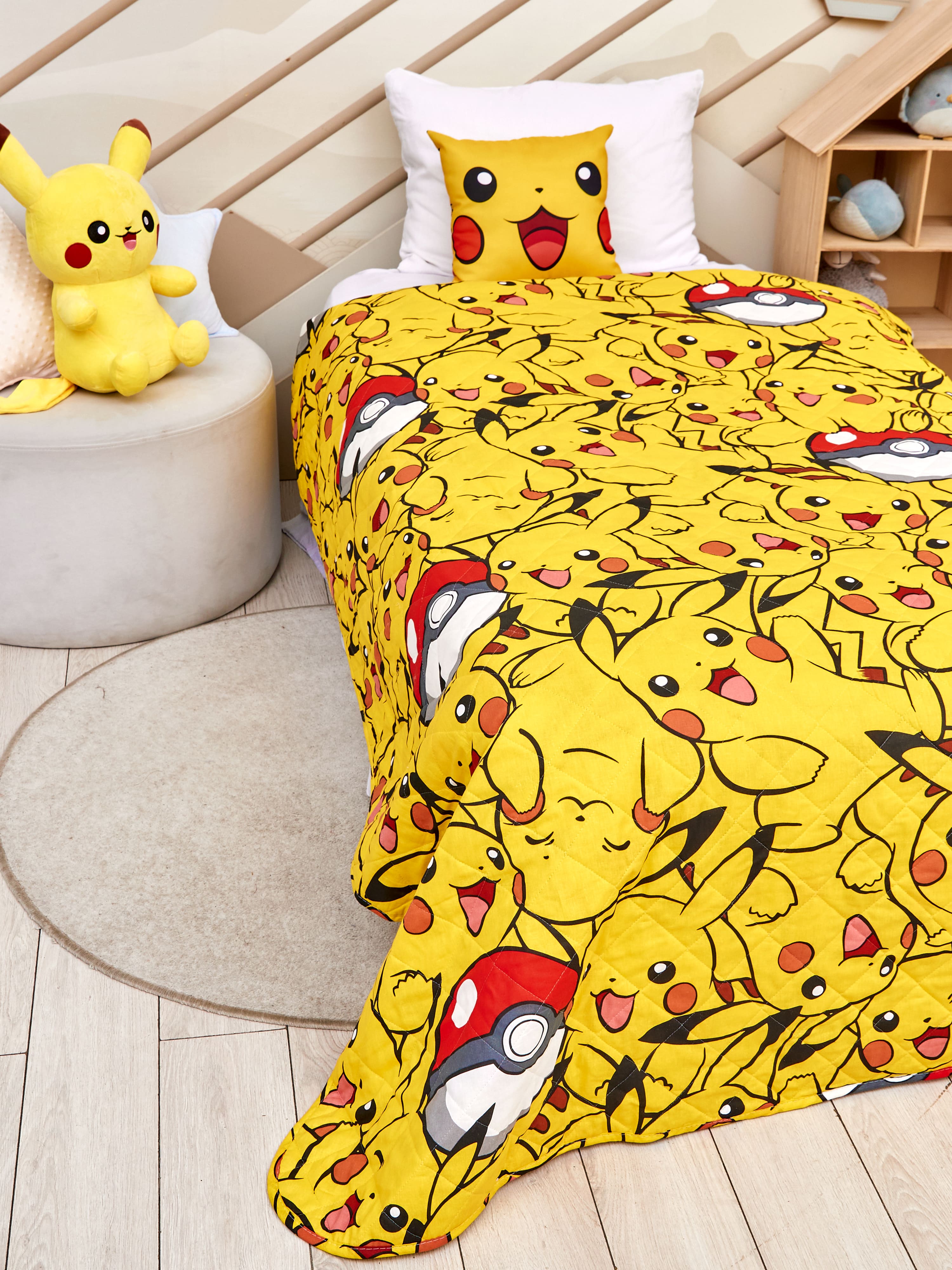 Подушка декоративная Juno Пикачу 6