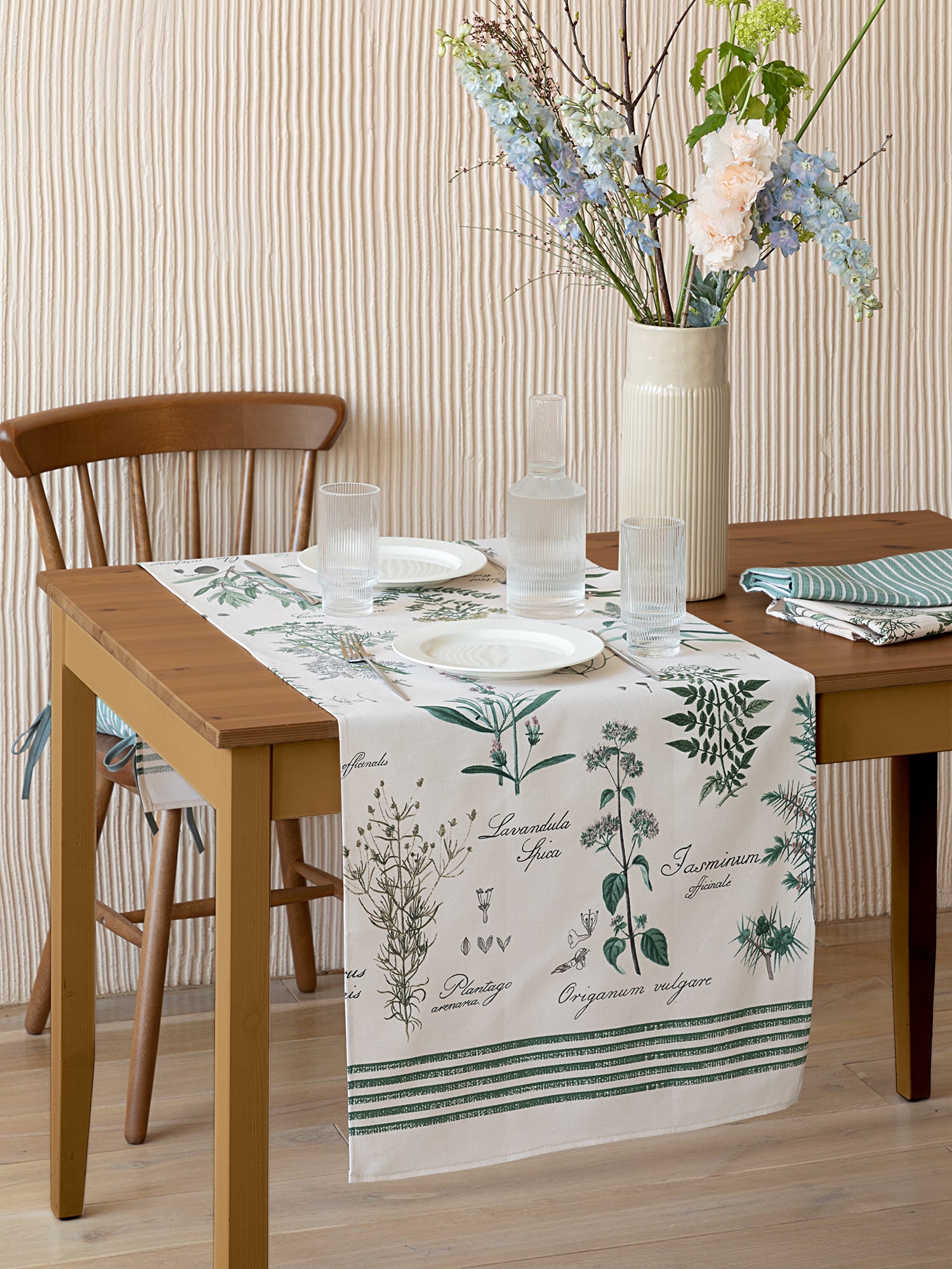 Скатерть-дорожка Унисон Botanica 0