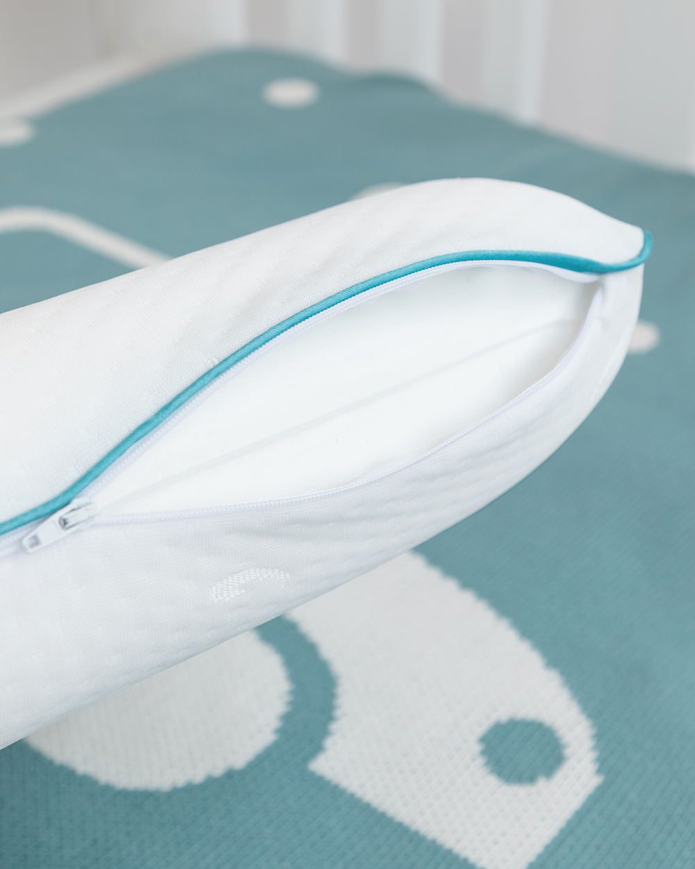 "Умная" подушка с эффектом памяти для детей от 7 лет, Juno 2