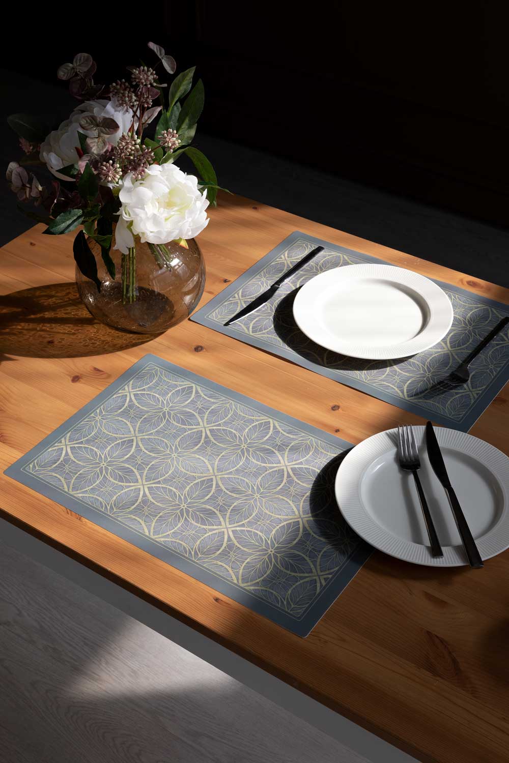 Комплект сервировочных салфеток (плейсматов) "Notre Dame", Унисон 0