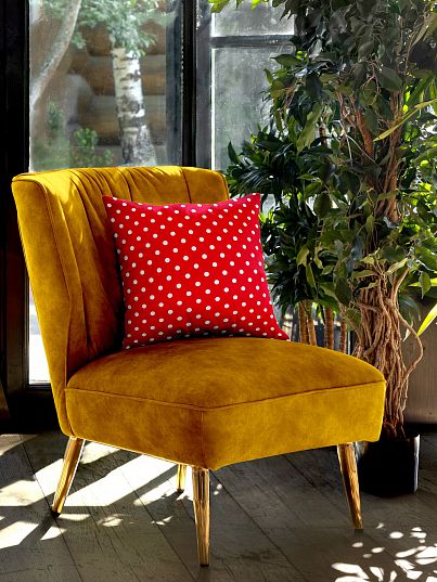 Подушка декоративная Mia Cara Горох