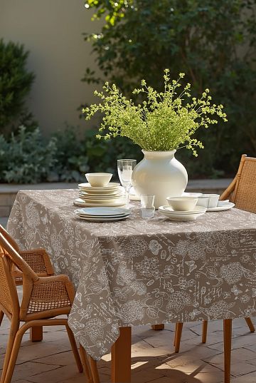 Скатерть Mia Cara Жозефина коричневый