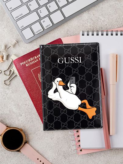 Обложка для паспорта Crazy Getup Гусси