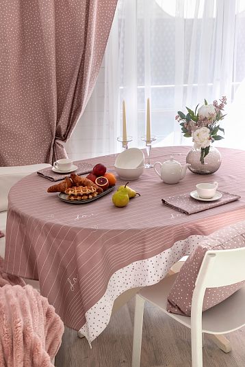 Скатерть рогожка "Love", Унисон