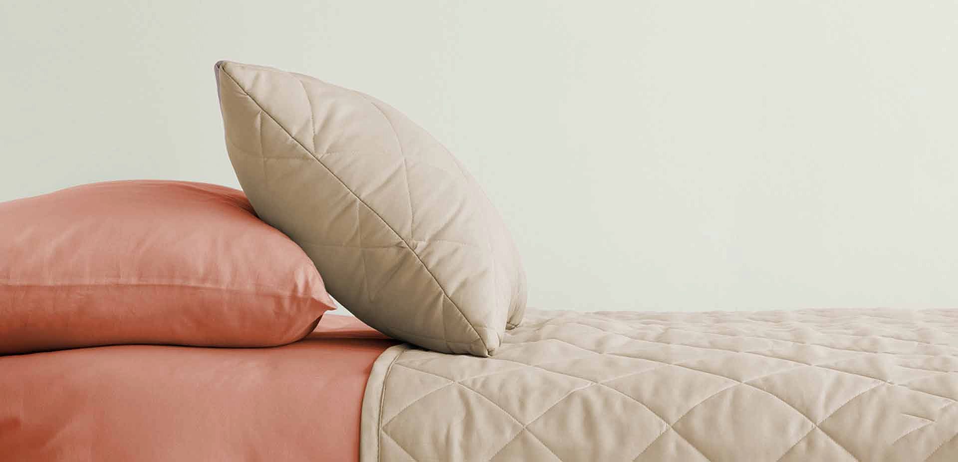 Как правильно ухаживать за подушками?